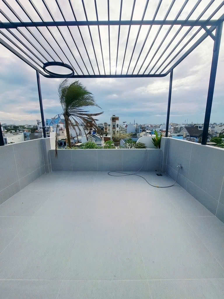 SIÊU PHẨM HXH – NHÀ 5 TẦNG MỚI – THIẾT KẾ HIỆN ĐẠI